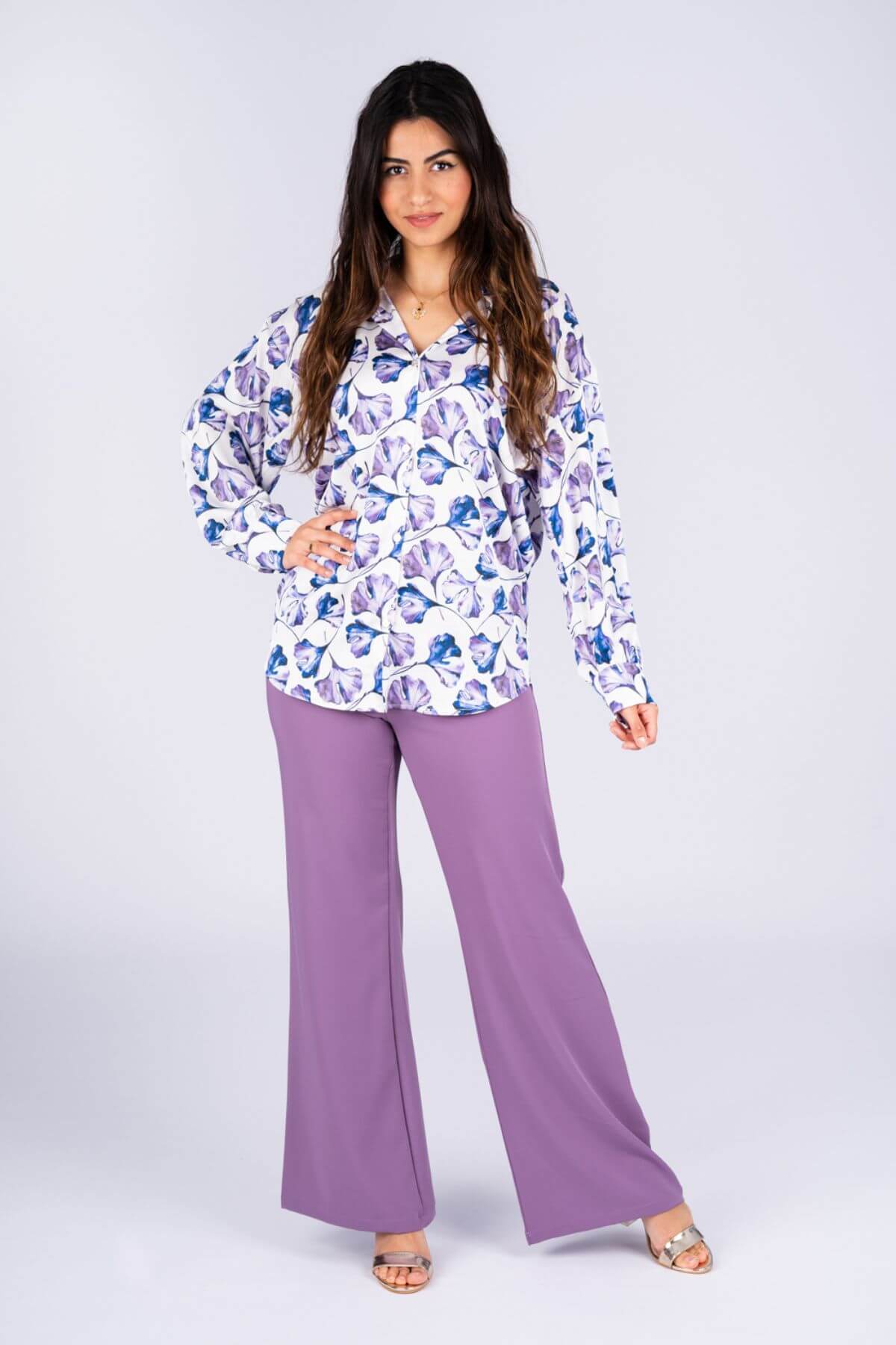 Ensemble chemise en satin à fleurs, pantalon